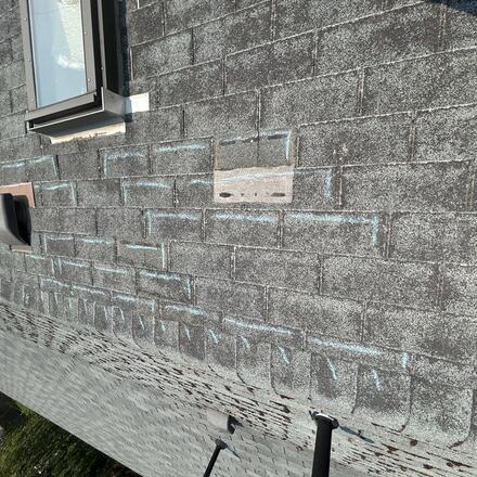 Skylight flashing with the surrounding field marked