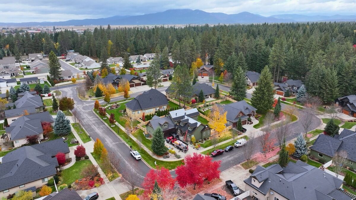 Wide aerial of the Hayden neighborhood with mountains in the background